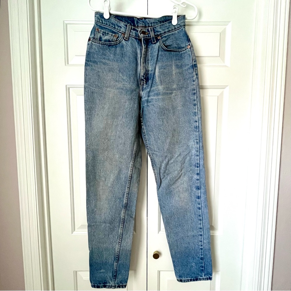Levi’s | Vintage 521 High Waist Tapered Mom Jeans